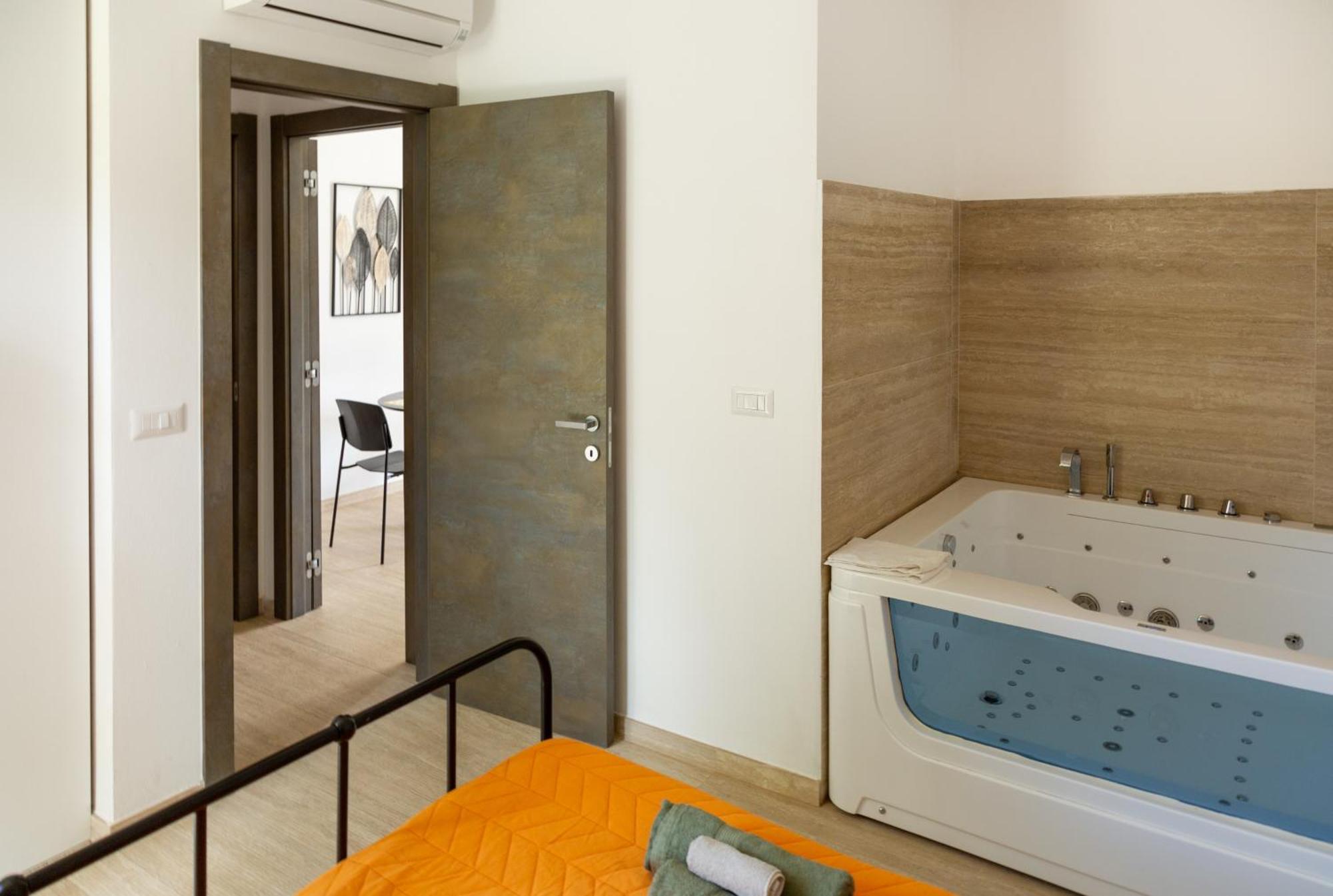 Maris Suite - Appartamento Con Vasca Idromassaggio Alghero Exterior foto
